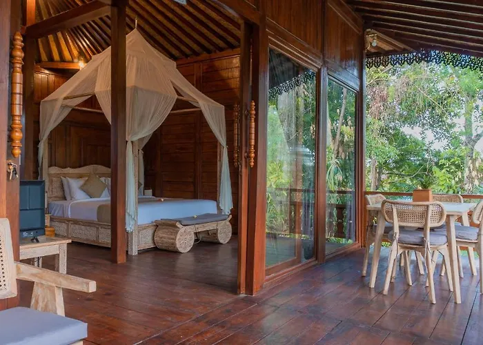 Homayoon Private Villa *
